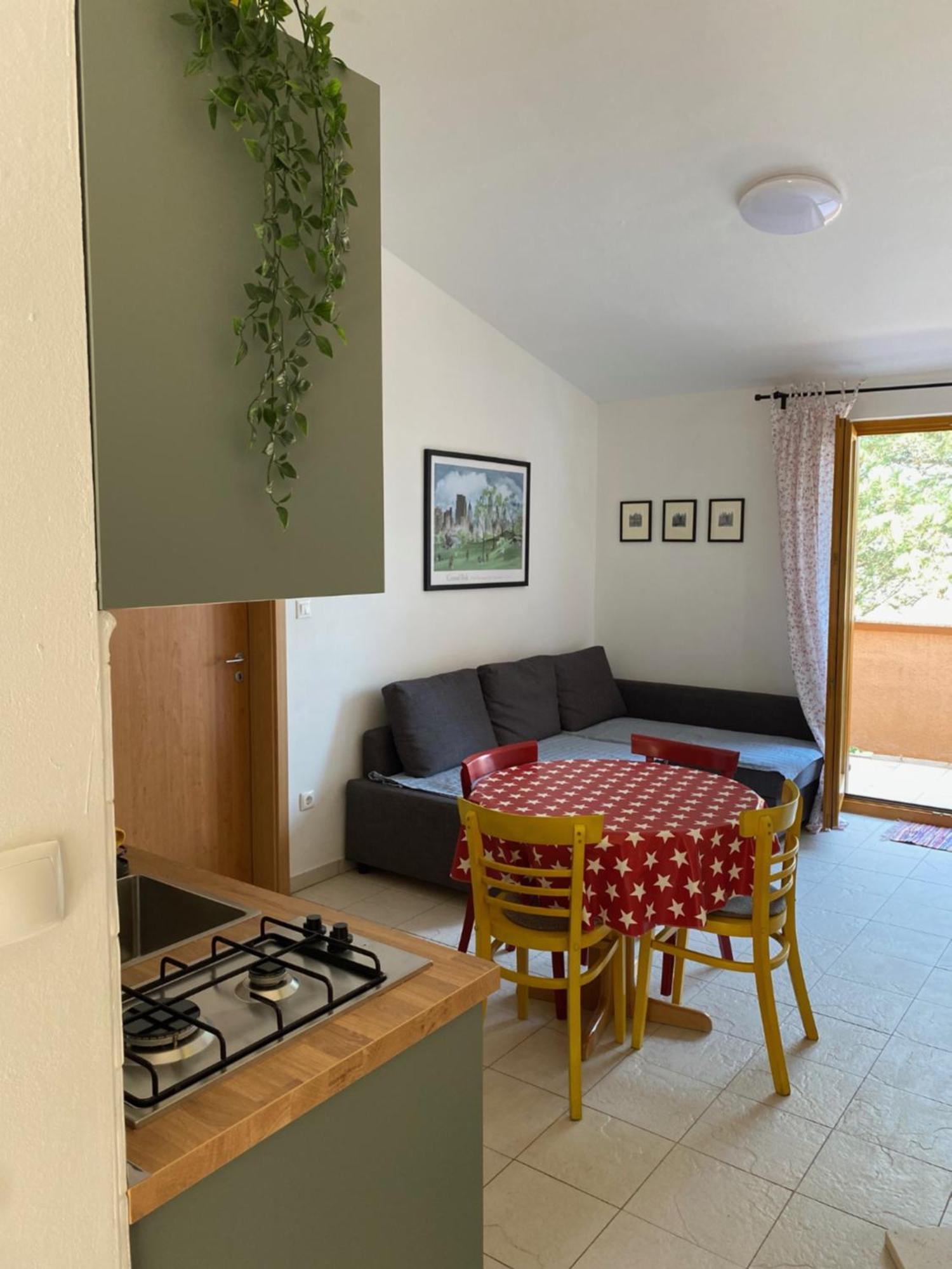 Apartments Lili バスカ エクステリア 写真